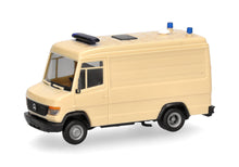 Lade das Bild in den Galerie-Viewer, Herpa MiniKit: Mercedes-Benz Vario Rettungswagen (1 Stück) - Herpa 1:87
