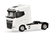 Lade das Bild in den Galerie-Viewer, DAF XG facelift Zugmaschine 2achs, weiß - Herpa 1:87
