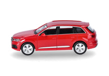 Lade das Bild in den Galerie-Viewer, Audi Q7, rot - Herpa 1:87
