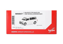 Lade das Bild in den Galerie-Viewer, Herpa MiniKit: Volkswagen (VW) T6.1 Bus, weiß (1 Stück) - Herpa 1:87
