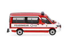 Lade das Bild in den Galerie-Viewer, Mercedes-Benz Sprinter '18 Flachdach Bus "Feuerwehr Nürnberg" - Herpa 1:87
