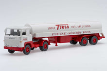 Lade das Bild in den Galerie-Viewer, Tanksattelzug Scania 111 "Tress" - Wiking 1:87
