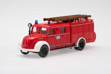 Lade das Bild in den Galerie-Viewer, Feuerwehr - LF 16 (Magirus) - Wiking 1:87
