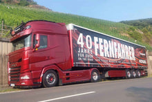 Lade das Bild in den Galerie-Viewer, DAF XG+ AM Transporte / FERNFAHRER Jubiläums-Partnertruck - Tekno 1:50
