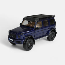 Lade das Bild in den Galerie-Viewer, Mercedes-AMG G 63 4x4² Offroad, mystic blau
