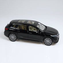 Lade das Bild in den Galerie-Viewer, Mercedes-Benz EQS AMG Line SUV obsidianschwarz - NZG 1:18
