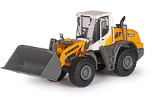 Lade das Bild in den Galerie-Viewer, Liebherr L 546 Radlader 2022 - Conrad 1:50
