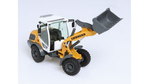 Lade das Bild in den Galerie-Viewer, Liebherr L504 Compact Radlader - NZG 1:18
