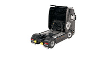 Lade das Bild in den Galerie-Viewer, Scania V8 730S schwarz - NZG 1:18
