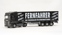 Lade das Bild in den Galerie-Viewer, Scania CS410 mit Kofferauflieger schwarz/schwarz - EMEK 1:25
