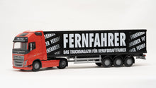 Lade das Bild in den Galerie-Viewer, Volvo FH GL XL mit Kofferauflieger rot/schwarz - EMEK 1:25
