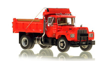 Lade das Bild in den Galerie-Viewer, Mack R Single Axle Dump Truck rot über schwarz - NZG 1:50
