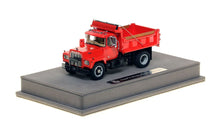 Lade das Bild in den Galerie-Viewer, Mack R Single Axle Dump Truck rot über schwarz - NZG 1:50
