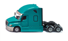 Lade das Bild in den Galerie-Viewer, Freightliner Cascadia - Siku 1:50
