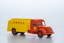 Lade das Bild in den Galerie-Viewer, Magirus S7500 Tankwagen Shell – Wiking 1:87
