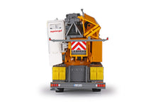 Lade das Bild in den Galerie-Viewer, Liebherr MK88 Mobilbaukran - Spiegl Transport - Conrad 1:50
