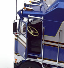 Lade das Bild in den Galerie-Viewer, Kenworth K100 Aerodyne 6x4 1976 blaumetallic/silber - Road Kings 1:18
