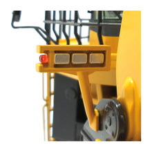Lade das Bild in den Galerie-Viewer, Komatsu WA1200 Radlader - NZG 1:50
